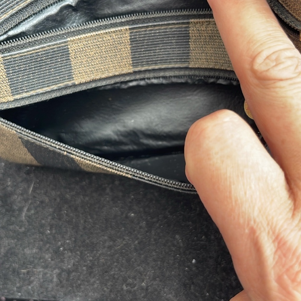 Fendi Authentic Vintage Penguin Stripe Tobacco 3 Zip Clutch/Pouch.MA100 - Picture 10 of 15